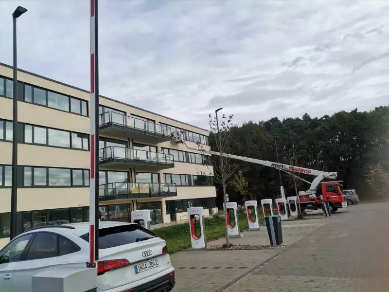 Fensterreinigung mit Hebebühne in Reichertshofen